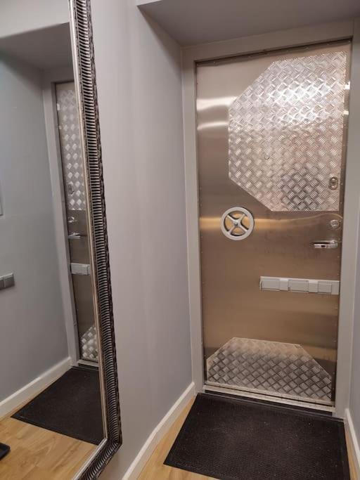 уютный лофт среди старых парков Apartment *